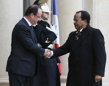 Biya reçu à l'élysée